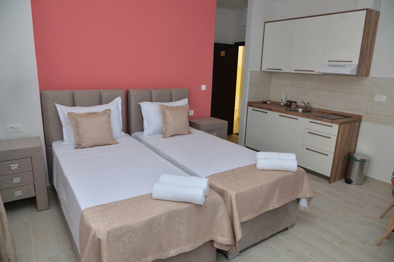 Helada Apartments Tivat Exterior photo