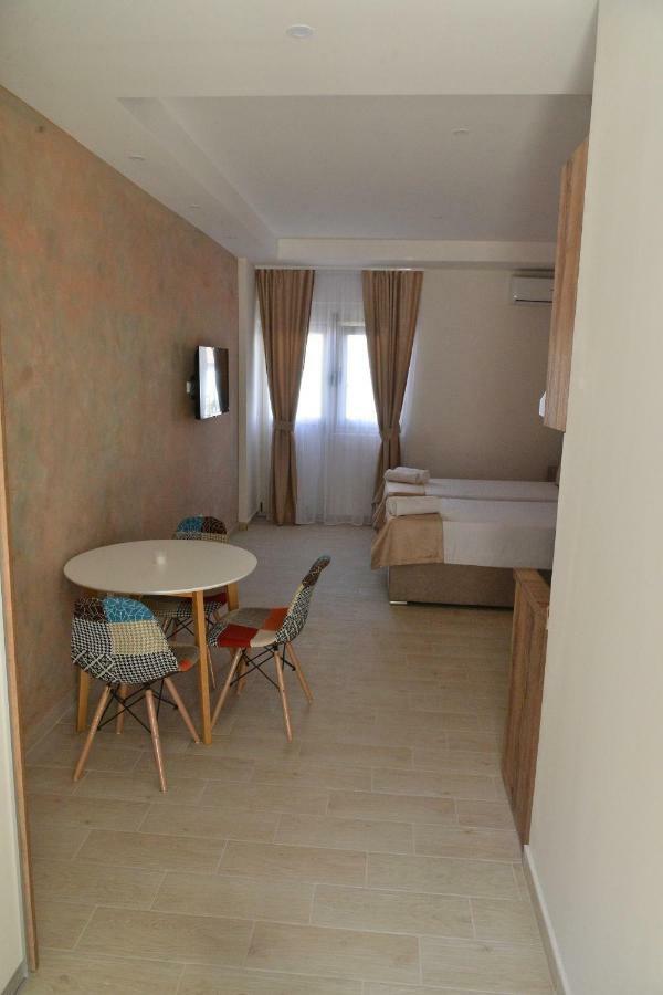 Helada Apartments Tivat Exterior photo